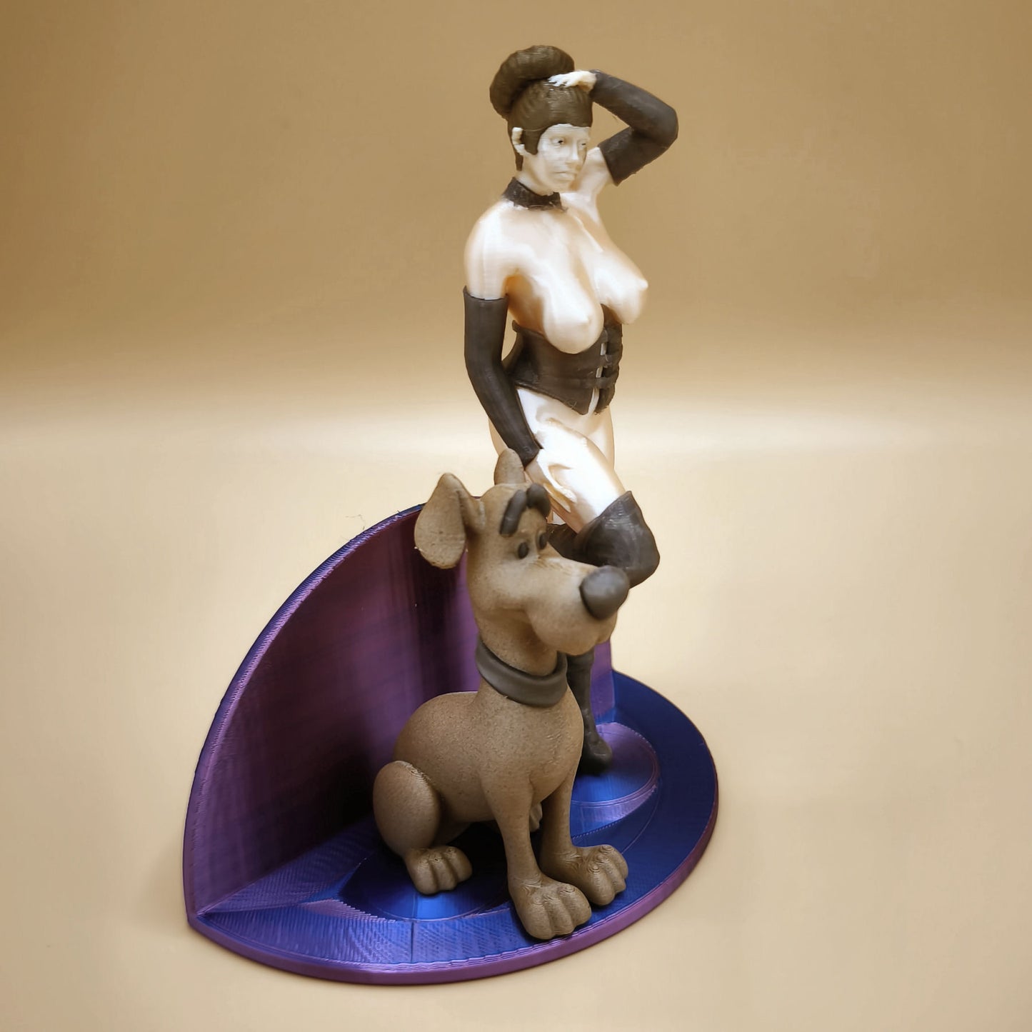 Figur Lola (einfarbig)